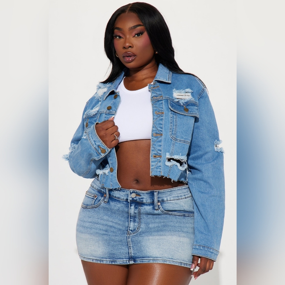 1X Fashion Nova All Torn Up Denim Jacket Med Wash